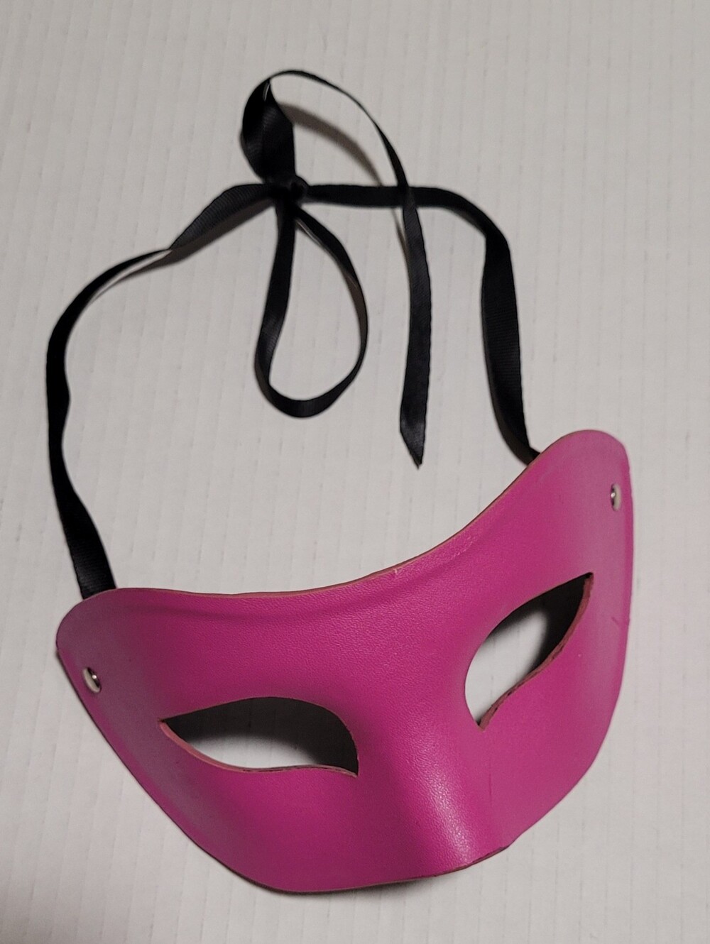 Pink Leather Mask - Picture 4 of 5